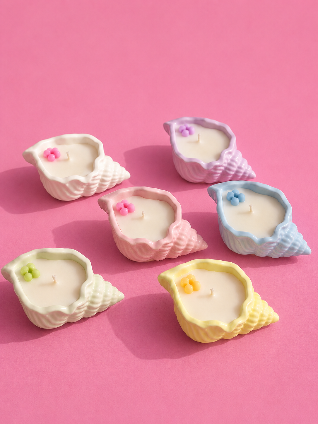 Caracoles de yeso pintados